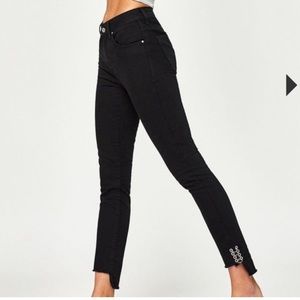 MAVI Tess Jeans black with piercing loops & step hem $148 new 30 10